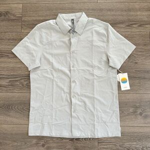 Vuori Short Sleeve Manhattan Button Down